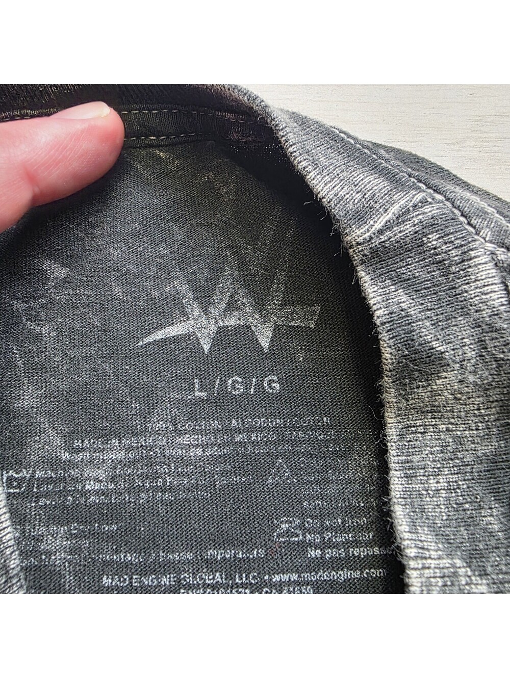 WWE WrestleMania Legends Graphic T-Shirt Acid Wash L Bret Hart Roddy Piper - Picture 2 of 4